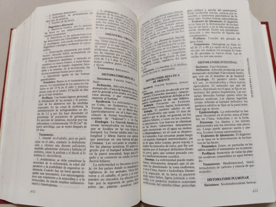 Livro de Medicina: Vademecum Clinico - Del sintoma a la receta