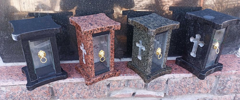 Лампадка з граніту квадратна