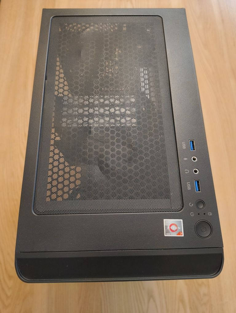 Komputer gamingowy Ryzen 7 5700x RX 6750 XT