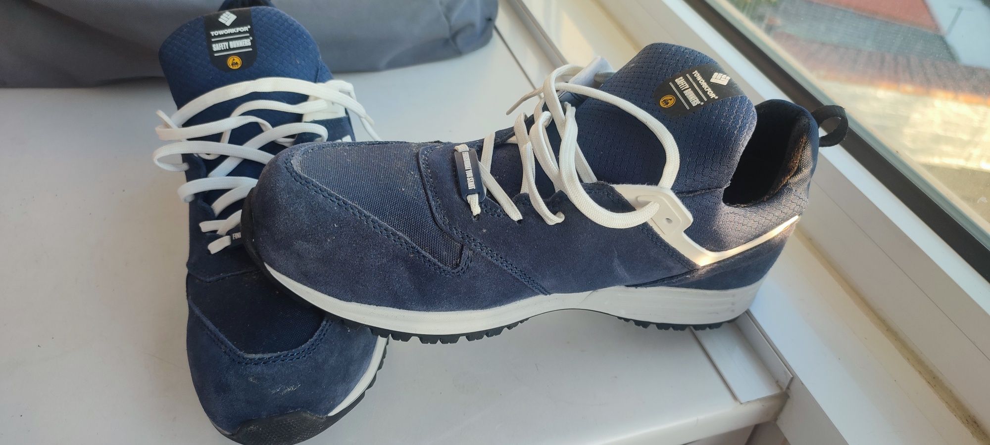 Sapatos com biqueira de Aço