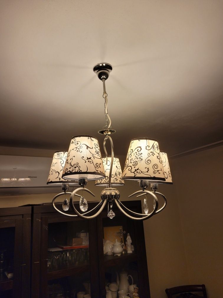 Lampa wisząca, żyrandol