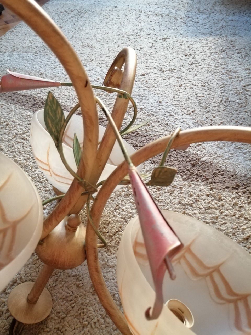 Żyrandol i lampa stojąca. Model Kalia.