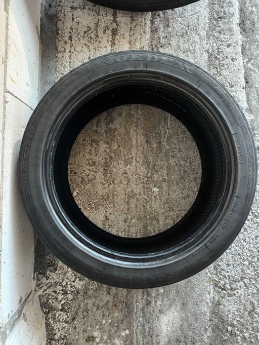 Opony 235/45/r18 NORDEXX FastMove 4