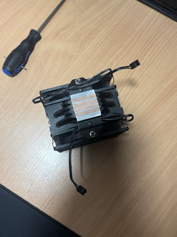 Продам башню deepcool ak400