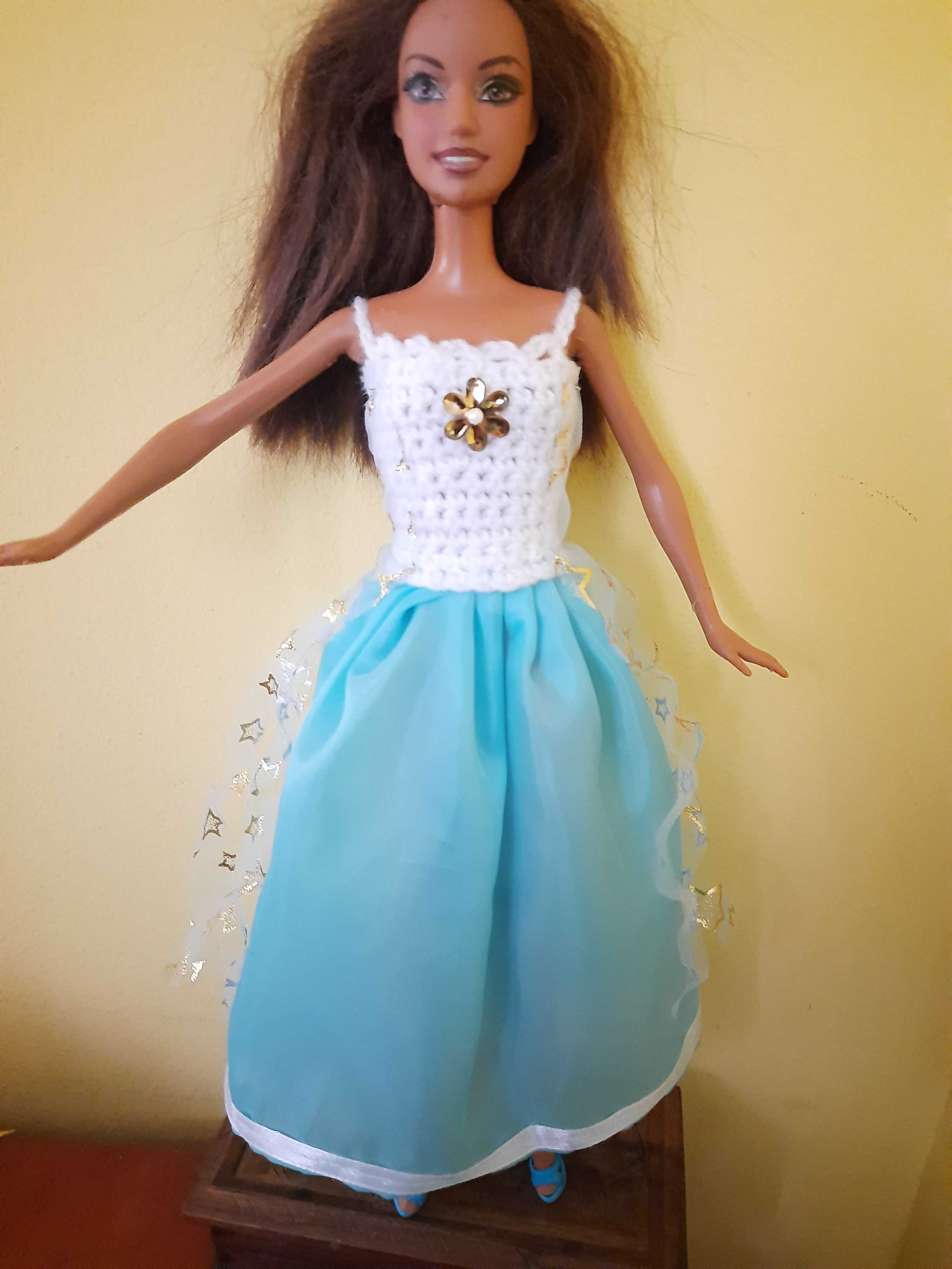 Suknia dla Barbie