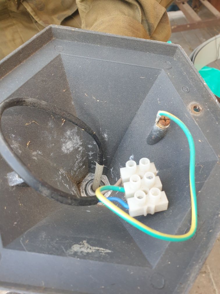 Lampa tarasowa ogrodowa