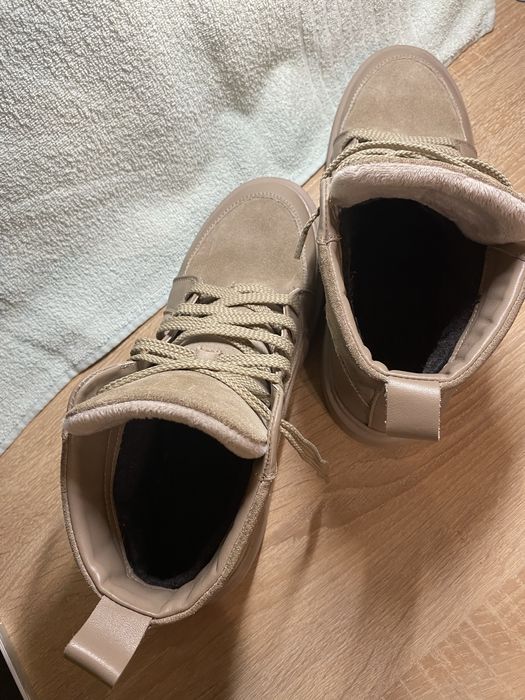 Хайтопи жіночі б/у