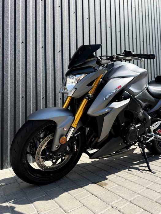 2016 SUZUKI GSX-S1000