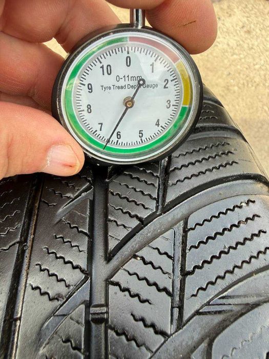 Шини Б/У 205/55 R17 Bridgestone