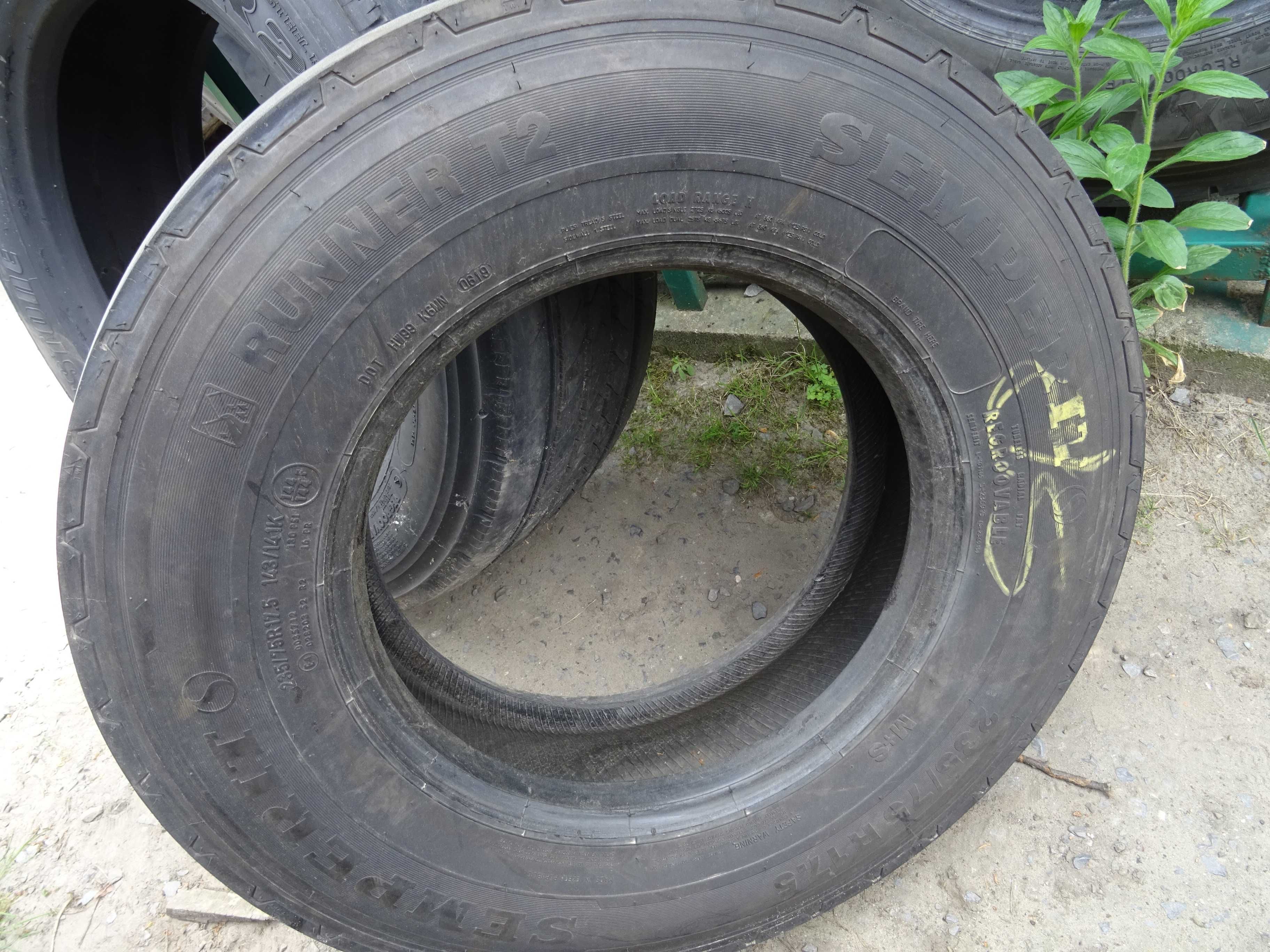 opona 235/75R17.5 Semperit Runner T2 (450 netto)