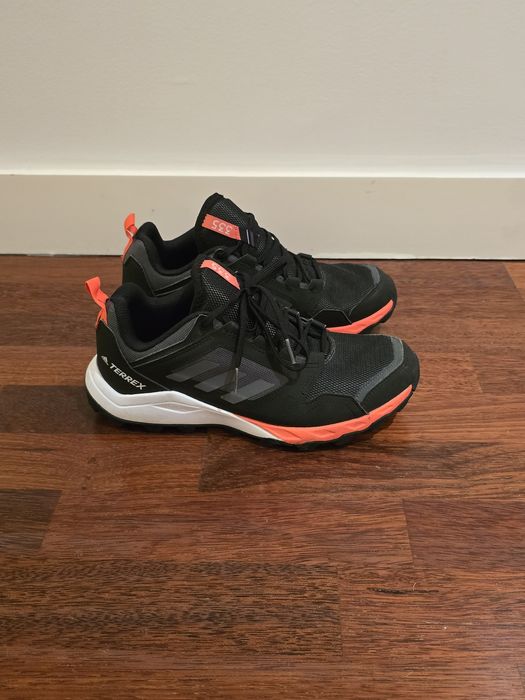 Adidas Terrex tam. 40