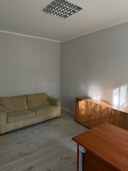 Wynajmę powierzchenie biurową w centrum z prywatnym parkingiem kamery