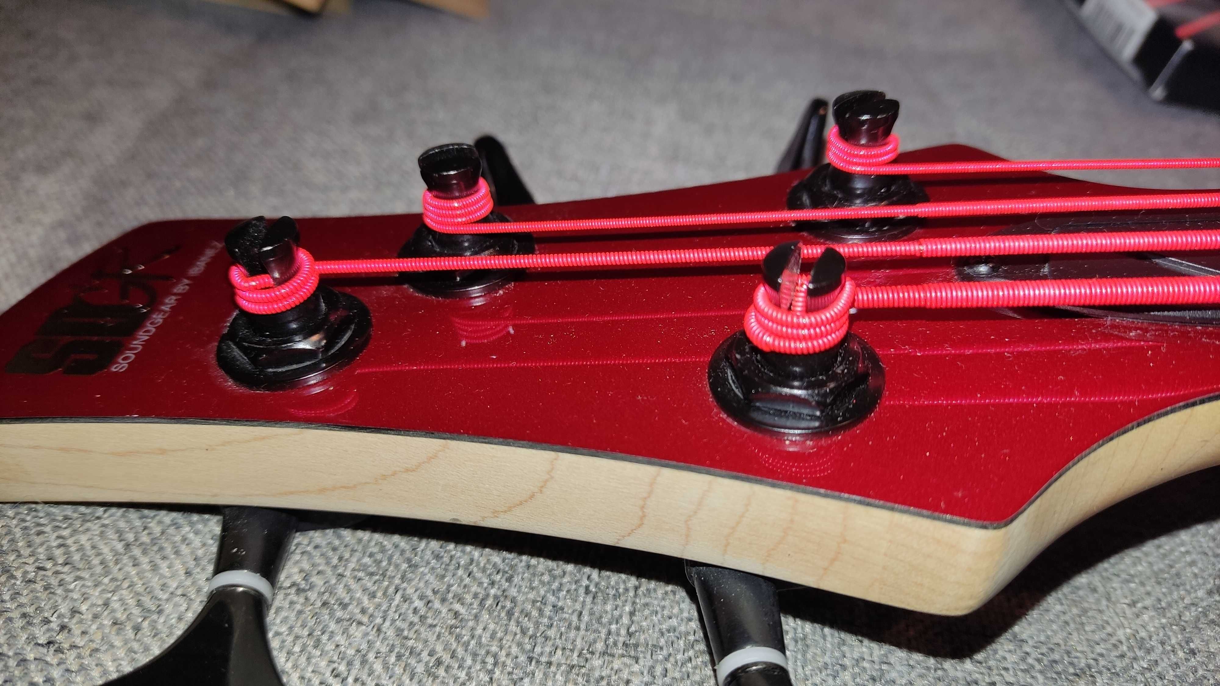 Sprzedam gitarę basową Ibanez SDGR 300 (SR300)