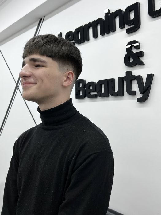 Стрижка чоловіча (мужская) / гоління / оформлення бороди і вусів