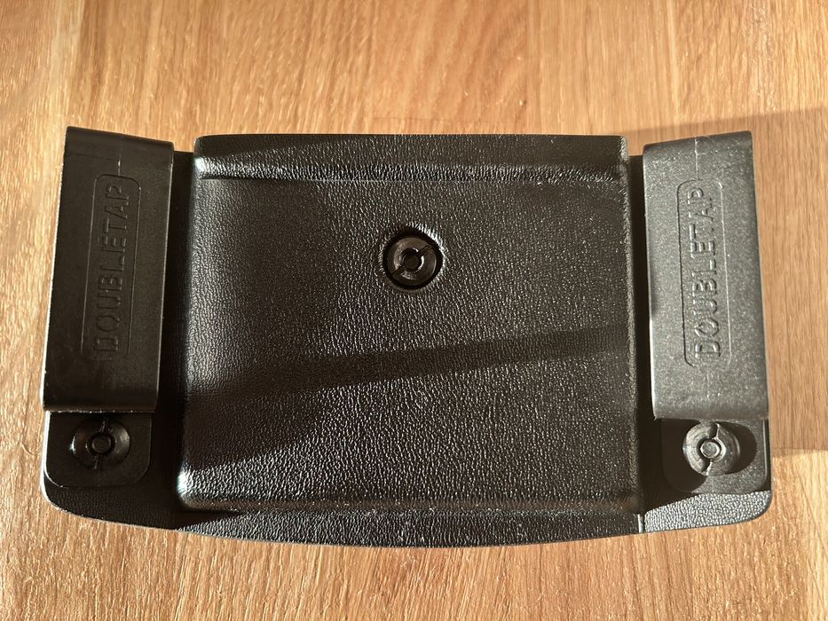 Podwójna ładownica DoubleTap