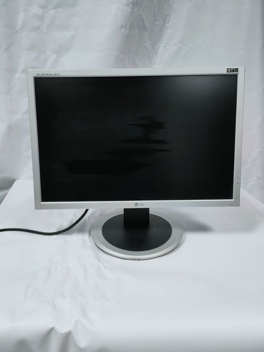 Ecrã LG em bom estado