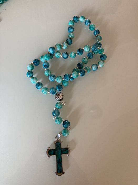 Rozaniec recznie robiony w kolorze turkusowym