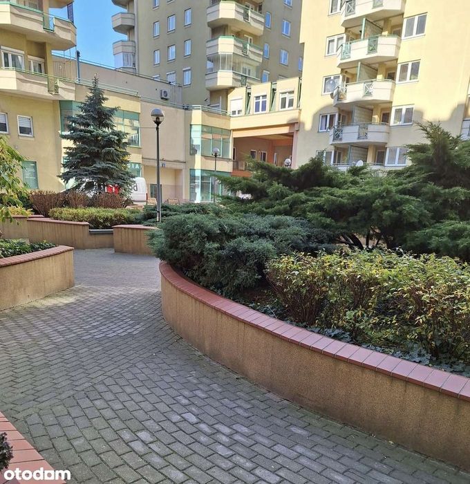 Przestronne 2-pokojowe mieszkanie z balkonem