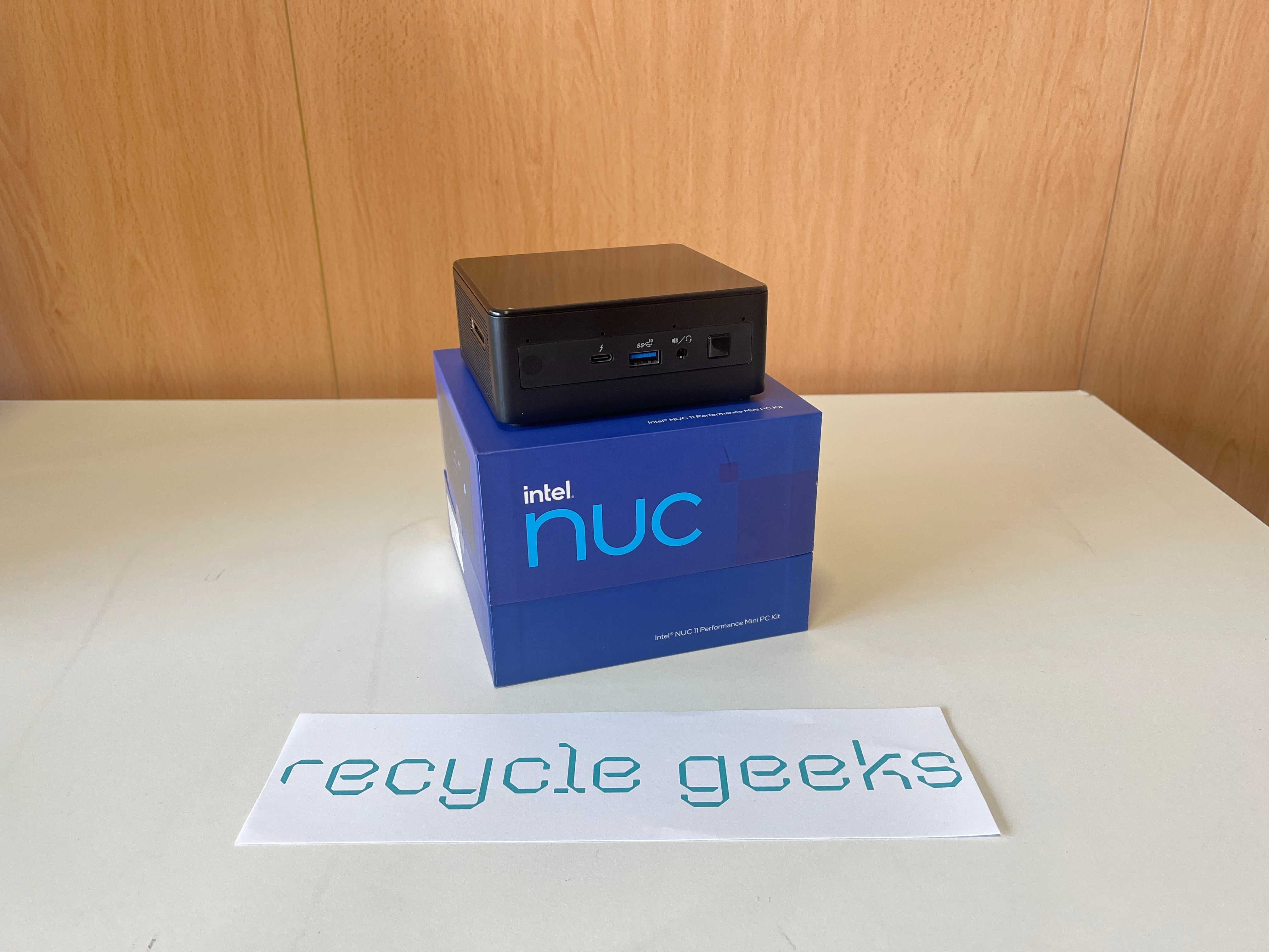 Intel NUC Mini PC KIT NUC11PAH i3 1115G4 8GB Ram DDR4 240GB NVMe