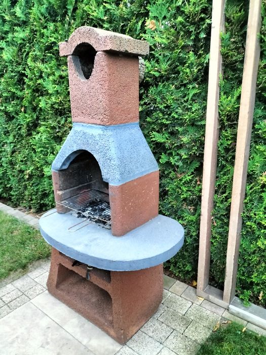 Grill betonowy, stan bdb