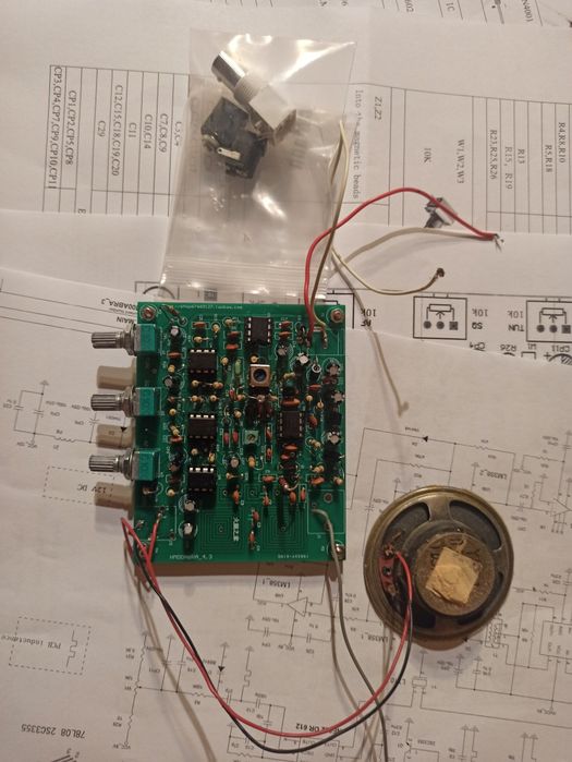 Odbiornik AM pasma lotniczego Qrp