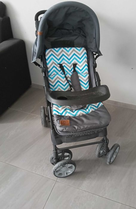 Wózek dziecięcy używany