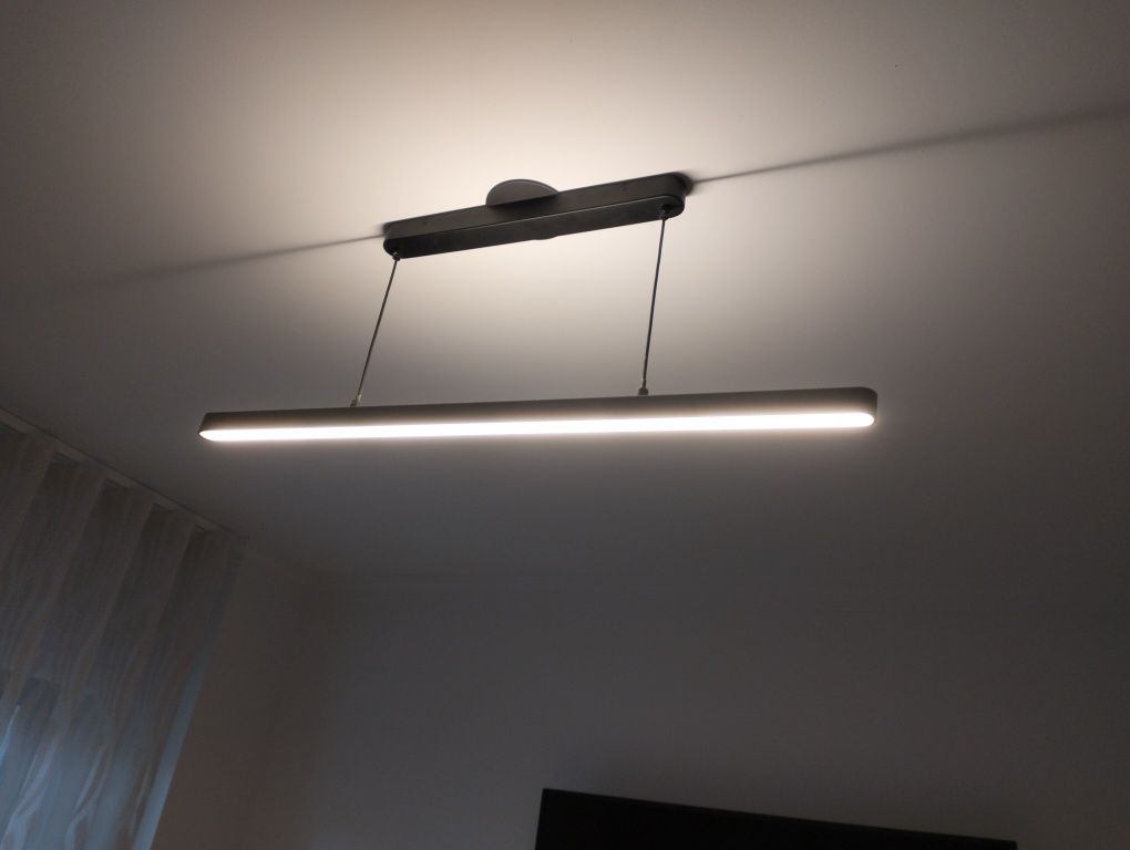 Candeeiro led preto