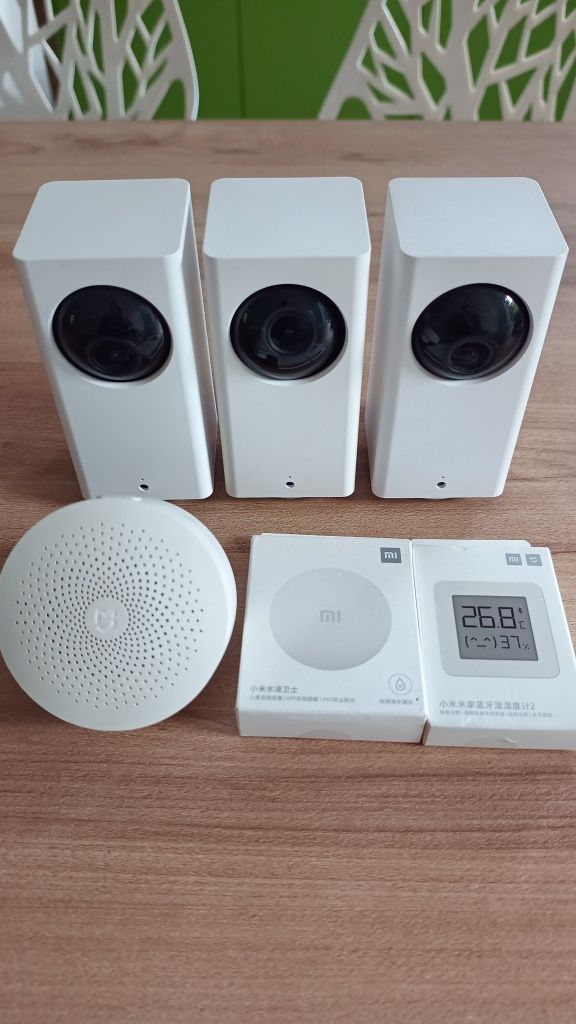 Zestaw monitoringu Xiaomi 3 kamery, czujnik zalania, temperatury, bram