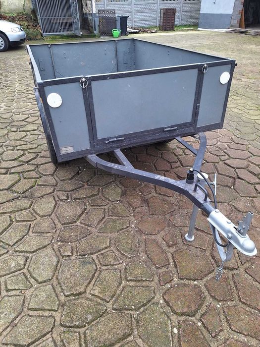 Sprzedam przyczepkę zarejestrowaną SAM