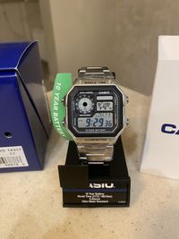 Чоловічий годинник CASIO AE1200WHD-1A.