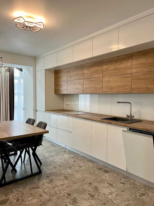 2к квартира! Центр. Мельника 10!