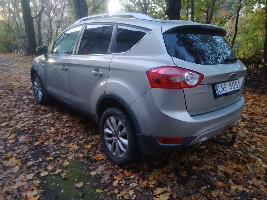 Ford Kuga 2011 2.0 D автомат 4х4