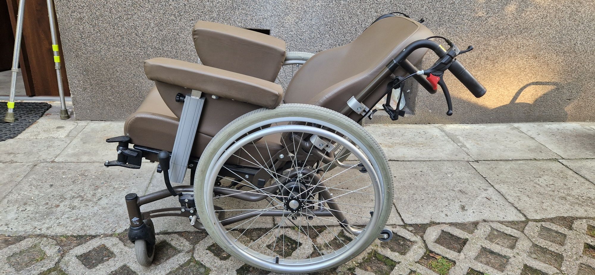 Wózek inwalidzki specjalny Inovys 2 Vermeiren