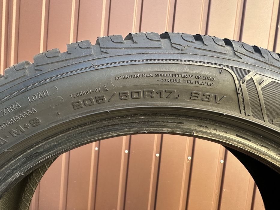 Колеса шини зима 4 шт 2021 рік 205/50 R17 GOODYEAR зима