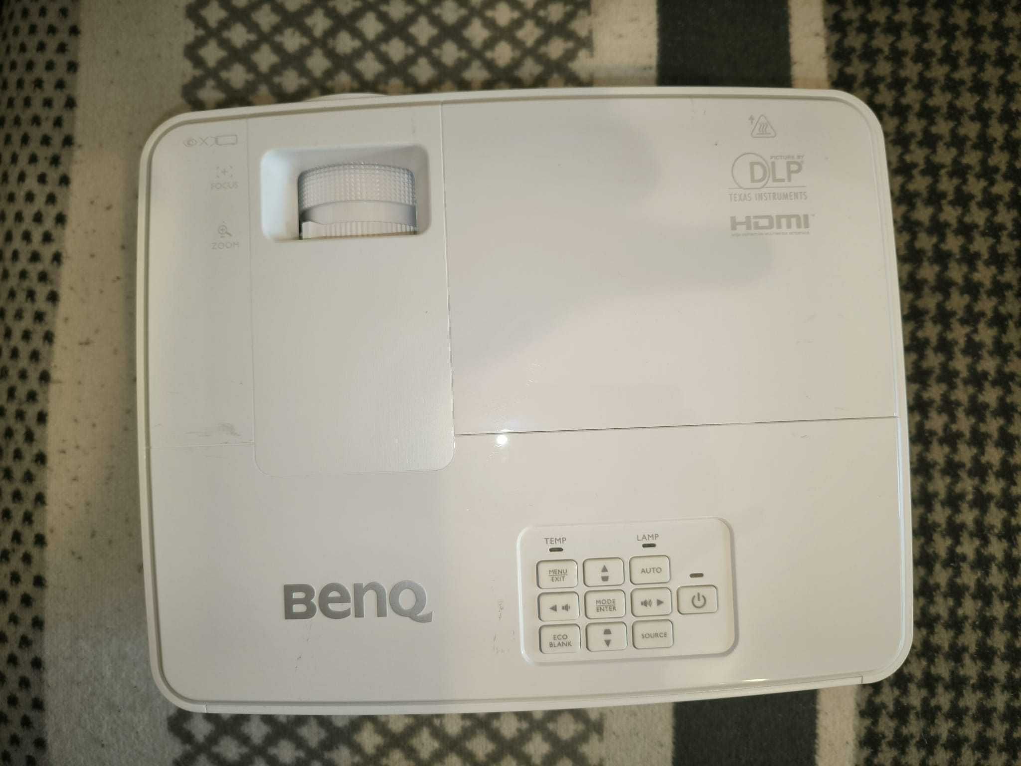 Projektor BENQ DLP model MW529