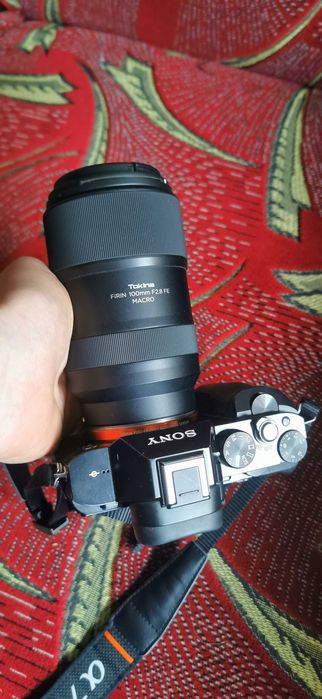 Sony FE 100mm f/2.8 FE Macro Tokina FiRIN 1:1  sigma 70mm 2,8