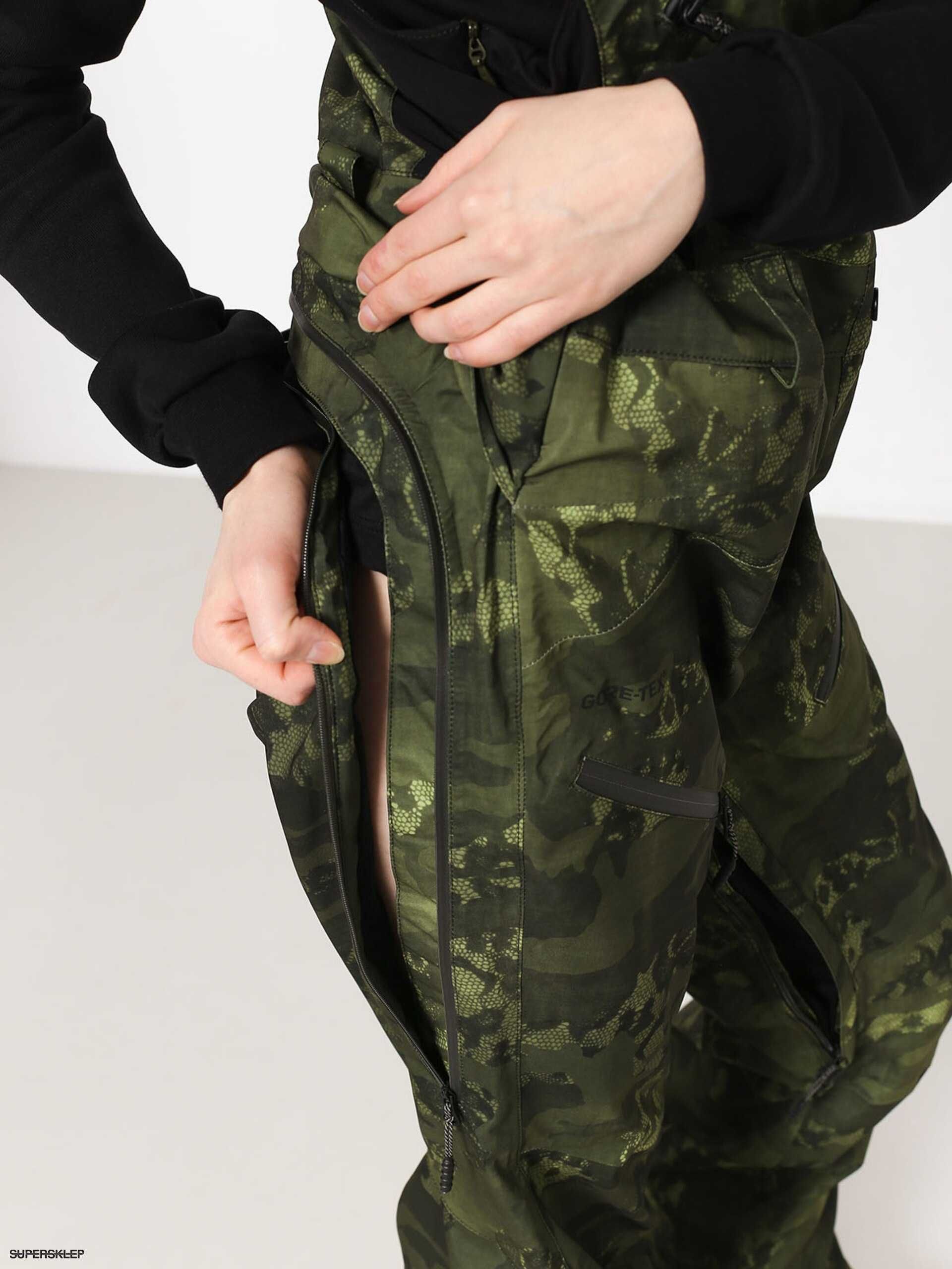 Nowe spodnie Volcom Elm 2L Gore-TEX Overall Camo S bib kimmy