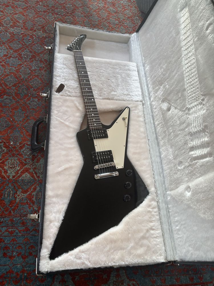 Gibson explorer 2009