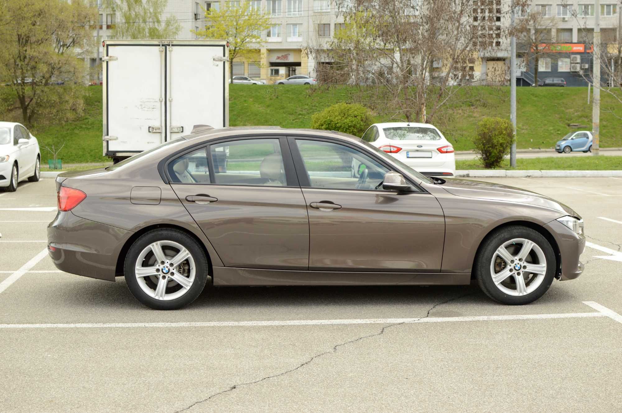 BMW 3 328i | F30 | 2014 | 40тис.км.