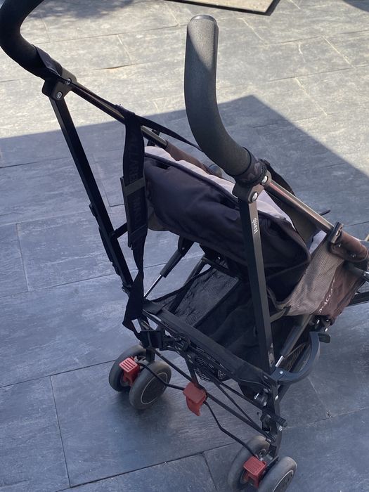 Carrinho de passeio Maclaren Quest