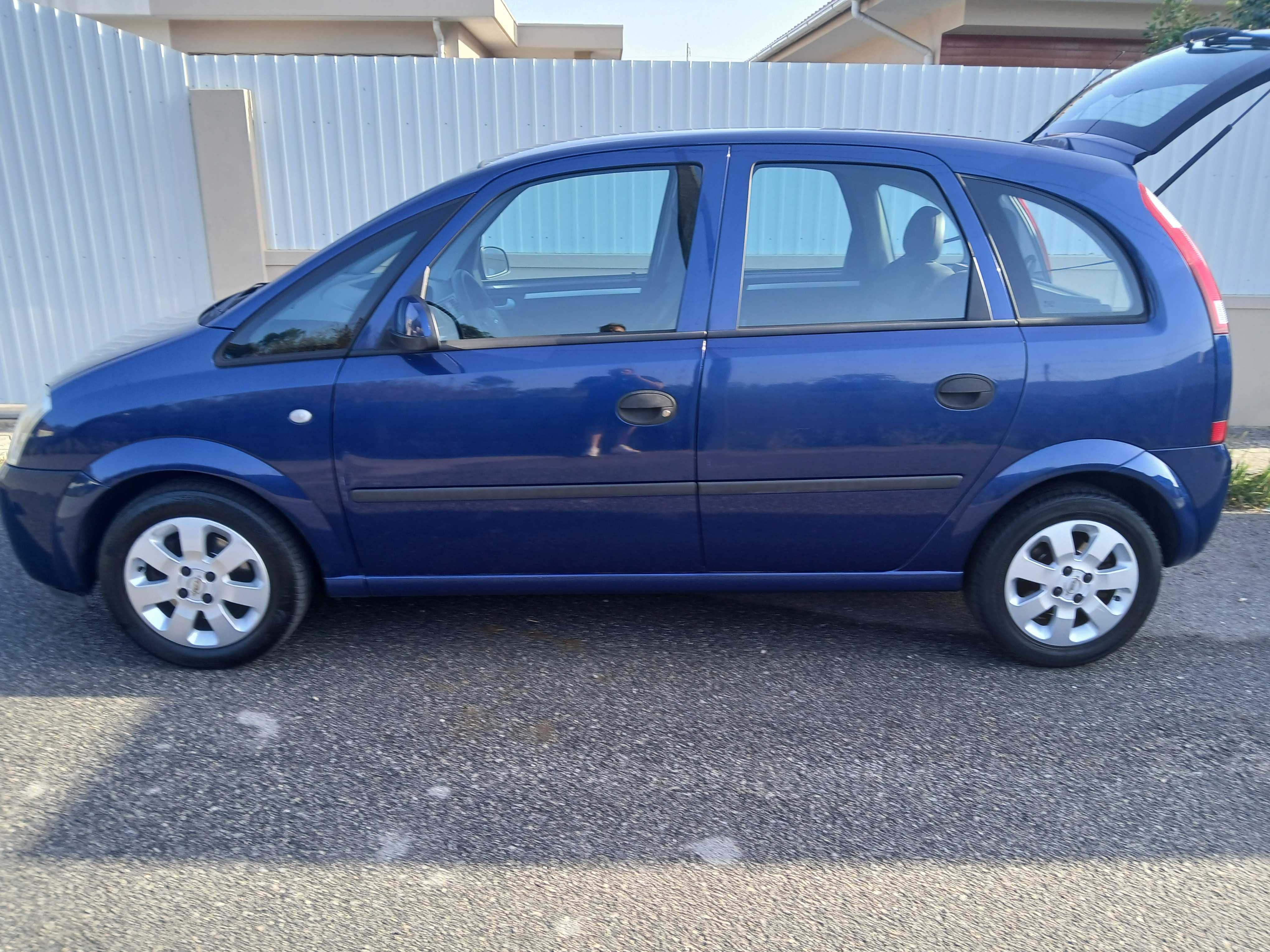 Opel meriva em muito bom estado