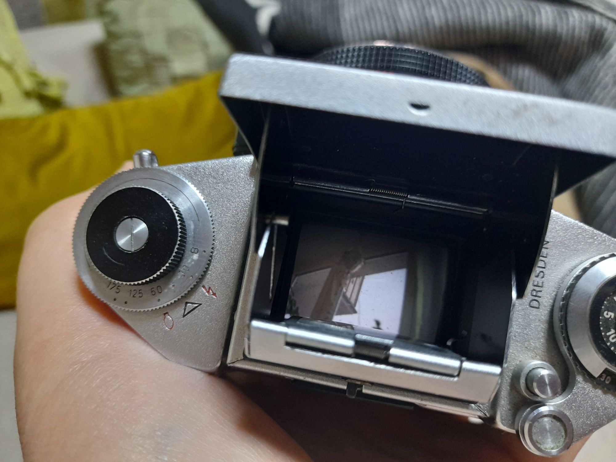 Aparat Analogowy EXA 1A. Sprawny