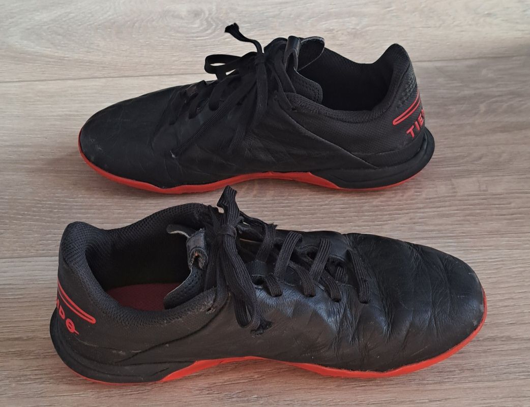 Nike Tiempo buty halówki 35