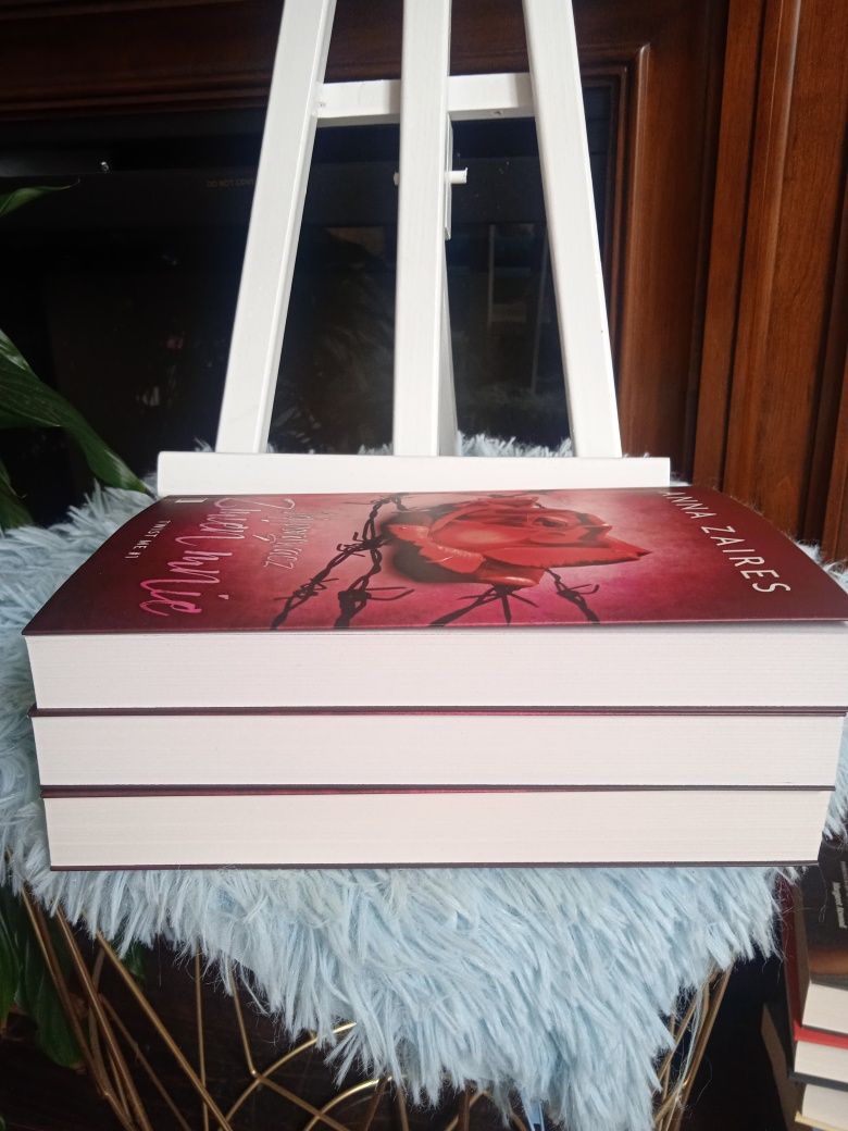 Trylogia " Twist me" Anna Zaires