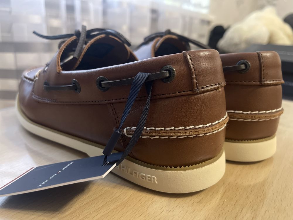 Туфлі шкіряні Tommy Hilfiger