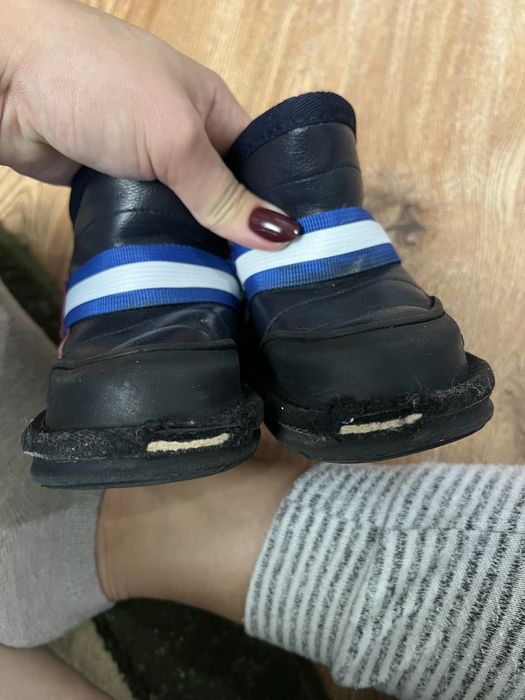 Продам дитячі зимові  чобітки на хлопчика