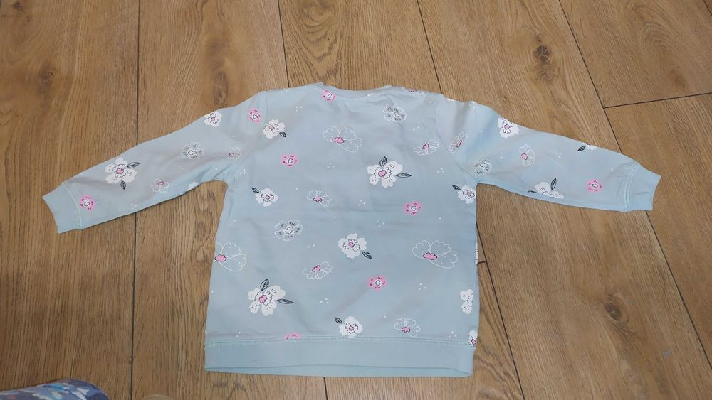 bluza SOCUTE rozmiar z metki 98
2 - 3 LATA