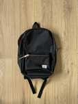 Mochila Hershel Preta