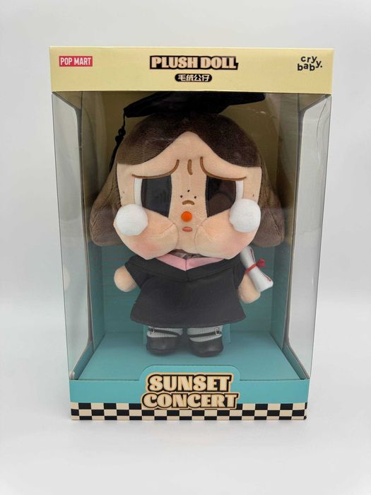 Оригінал Край Бейбі ВИПУСКНИЦЯ Поп Март CRYBABY Sunset Concert, Київ