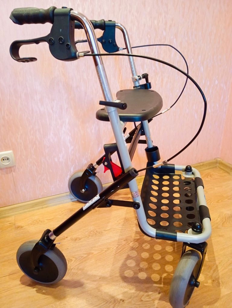 Ходунки, роллатор